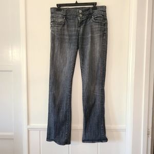 Kut from the Kloth Women's Jeans with 2 Buttons Wide Leg Size 4